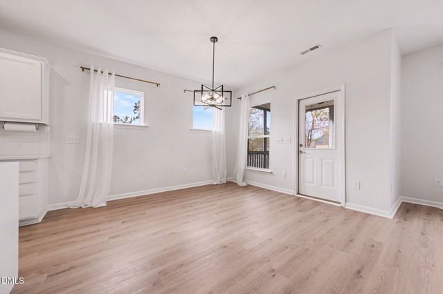 210 Kanewind Terrace, Apex, NC 27523