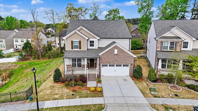210 Kanewind Terrace, Apex, NC 27523