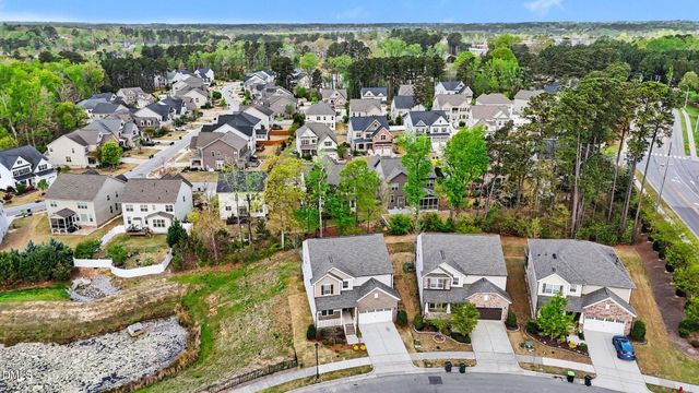 210 Kanewind Terrace, Apex, NC 27523