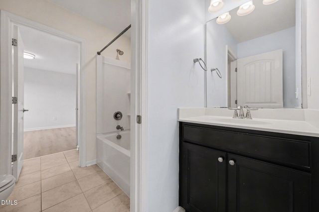 210 Kanewind Terrace, Apex, NC 27523