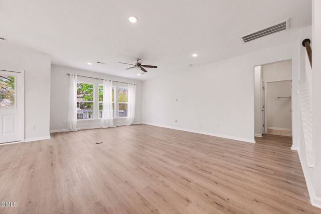 210 Kanewind Terrace, Apex, NC 27523