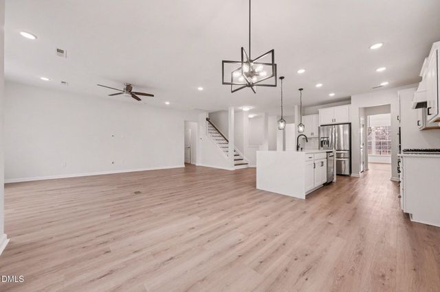 210 Kanewind Terrace, Apex, NC 27523