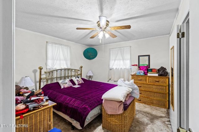 4007 Kato Dr, Crossville, TN 38572