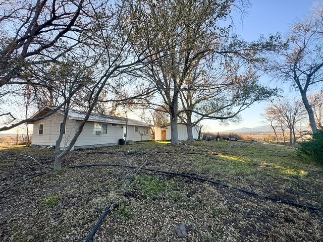 89 Alamito Creek Rd, Marfa, TX 79843