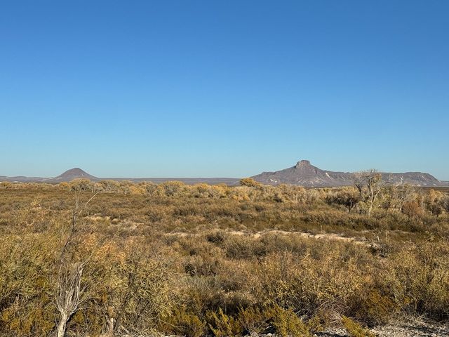 89 Alamito Creek Rd, Marfa, TX 79843
