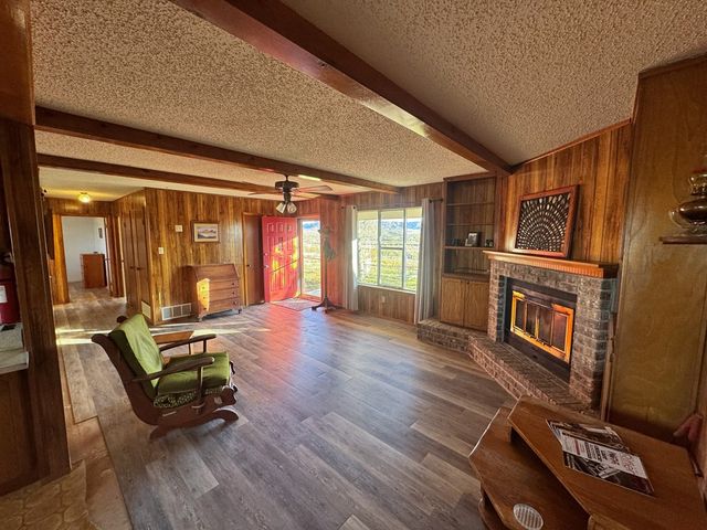 89 Alamito Creek Rd, Marfa, TX 79843