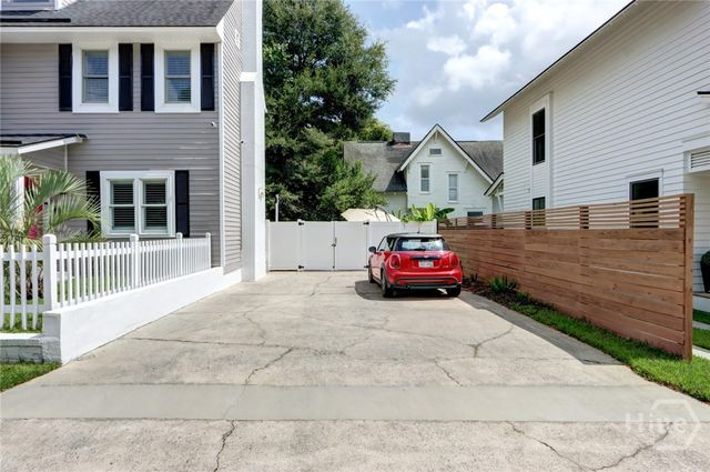 1810 Habersham Street, Savannah, GA 31401