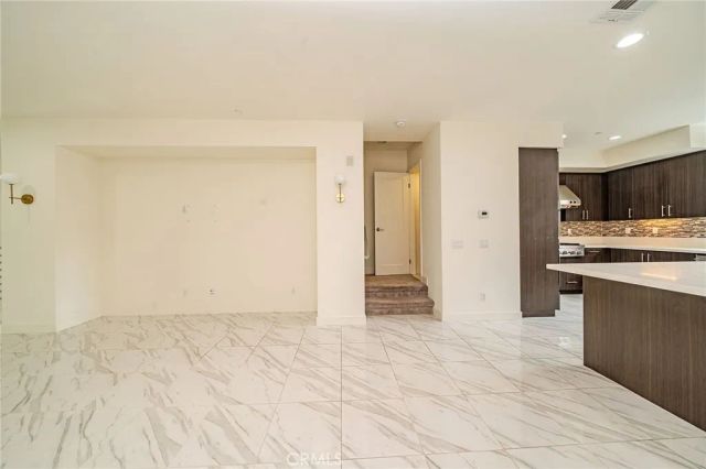 248 Rockefeller, Irvine, CA 92612