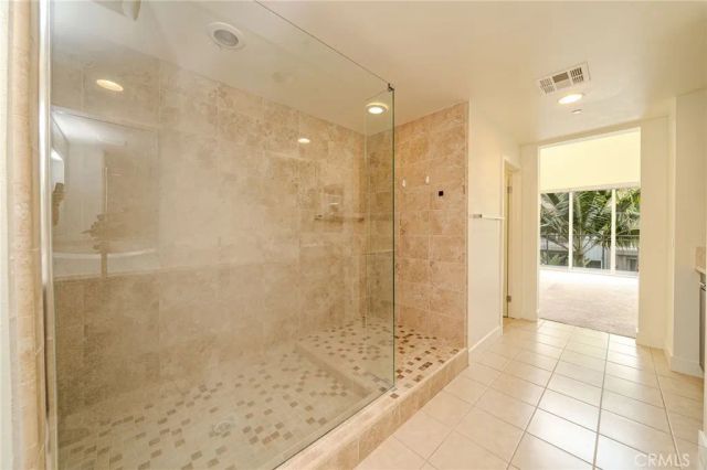 248 Rockefeller, Irvine, CA 92612