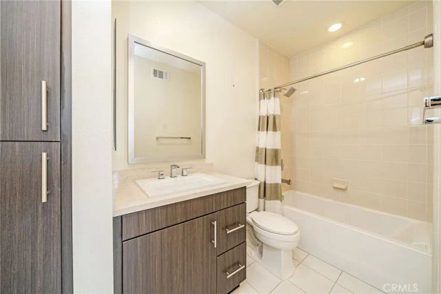 248 Rockefeller, Irvine, CA 92612