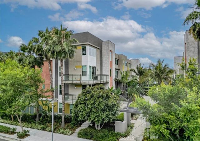 248 Rockefeller, Irvine, CA 92612