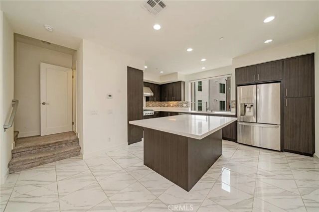 248 Rockefeller, Irvine, CA 92612