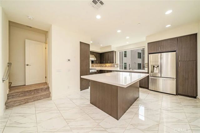 248 Rockefeller, Irvine, CA 92612