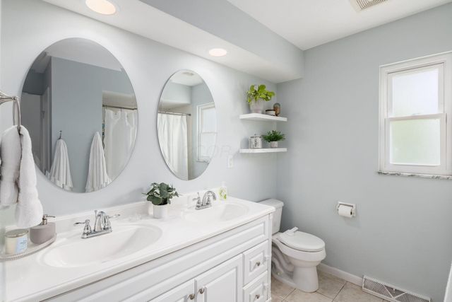 1016 Kennington Avenue, Columbus, OH 43220