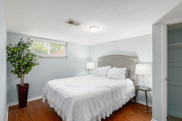 1016 Kennington Avenue, Columbus, OH 43220