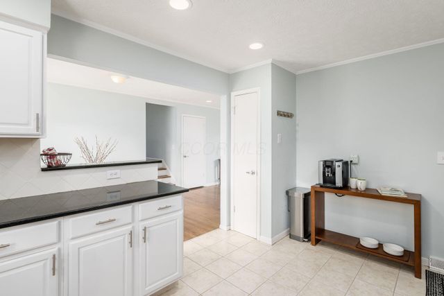 1016 Kennington Avenue, Columbus, OH 43220