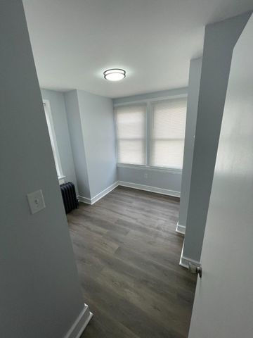 2837 N LAWRENCE ST N, Philadelphia, PA 19133