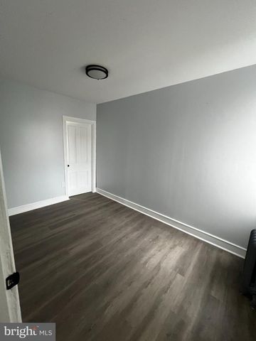 2837 N LAWRENCE ST N, Philadelphia, PA 19133