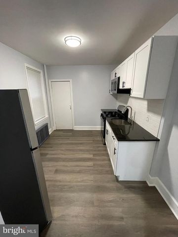 2837 N LAWRENCE ST N, Philadelphia, PA 19133