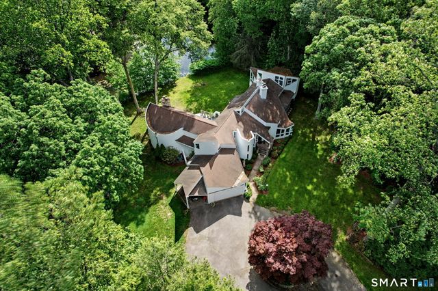 9 Morehouse Lane, Norwalk, CT 06850