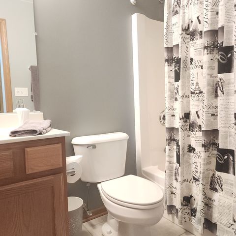 10624 S CENTRAL Avenue 2B, Chicago Ridge, IL 60415