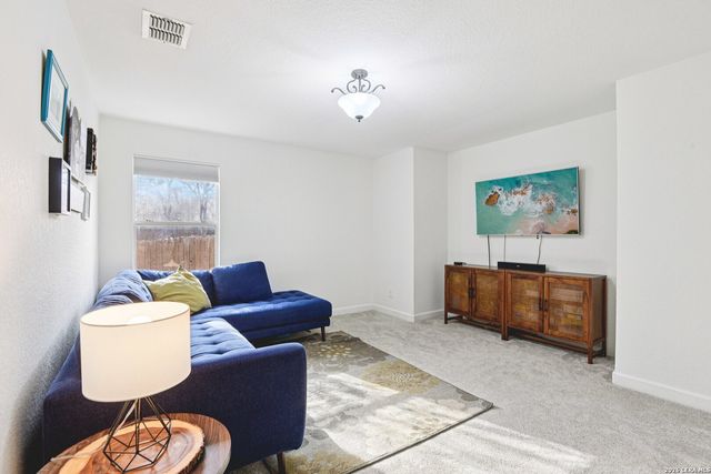 814 Point Cove, San Antonio, TX 78253