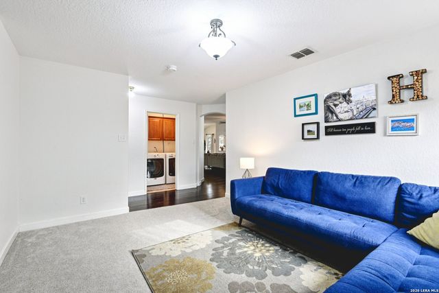 814 Point Cove, San Antonio, TX 78253