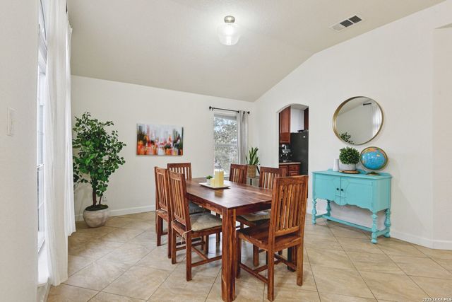 814 Point Cove, San Antonio, TX 78253