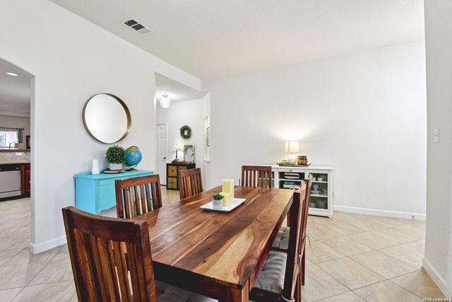 814 Point Cove, San Antonio, TX 78253