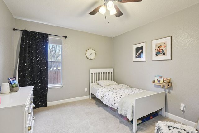 814 Point Cove, San Antonio, TX 78253