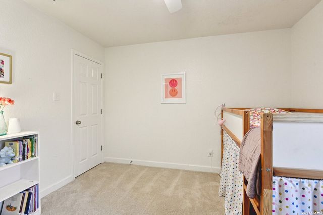 814 Point Cove, San Antonio, TX 78253