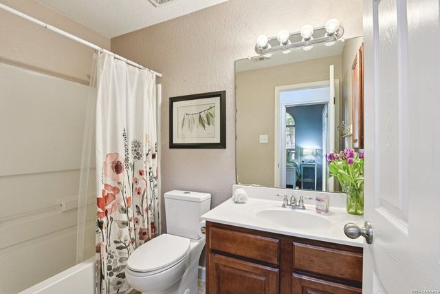 814 Point Cove, San Antonio, TX 78253