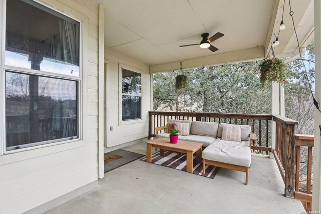 814 Point Cove, San Antonio, TX 78253