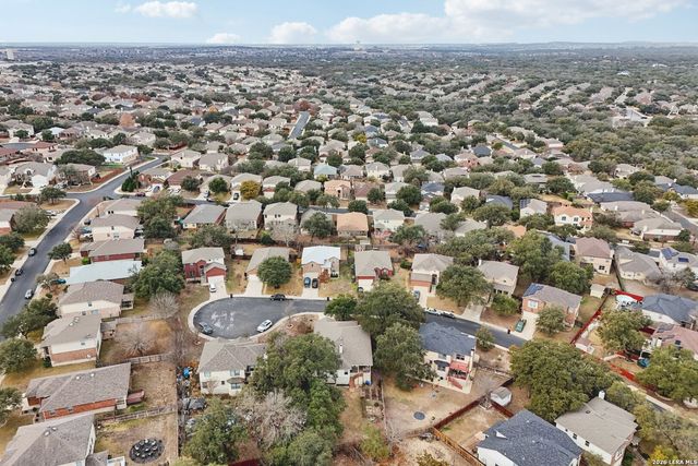 814 Point Cove, San Antonio, TX 78253