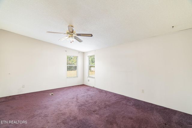 7524 Hunters Ridge Way, Knoxville, TN 37914