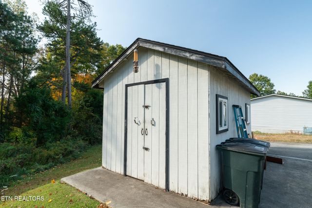 7524 Hunters Ridge Way, Knoxville, TN 37914