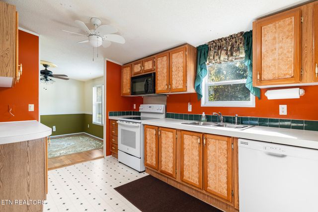 7524 Hunters Ridge Way, Knoxville, TN 37914