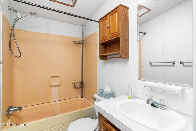 7524 Hunters Ridge Way, Knoxville, TN 37914