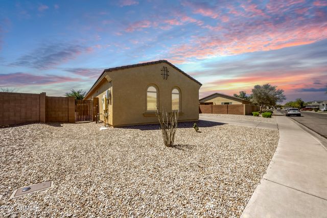 35040 N JAMAICA HOPE Way, San Tan Valley, AZ 85143