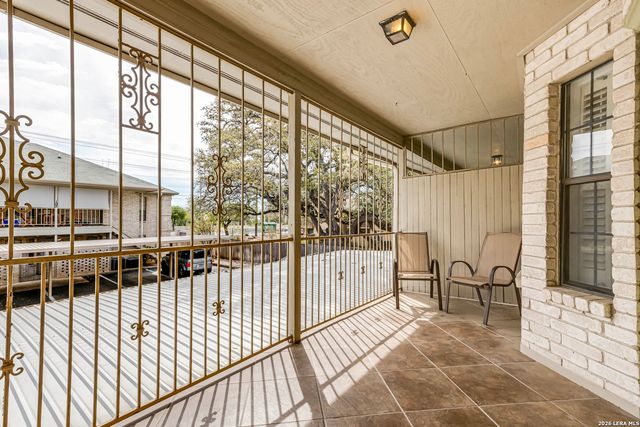 8415 Fredericksburg Rd Apt 307, San Antonio, TX 78229
