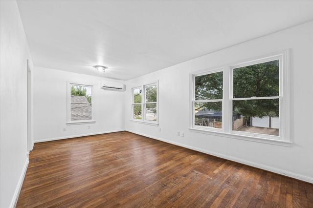 1103 Walling Street, Houston, TX 77009
