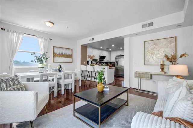 88 E Bay State 3A, Alhambra, CA 91801