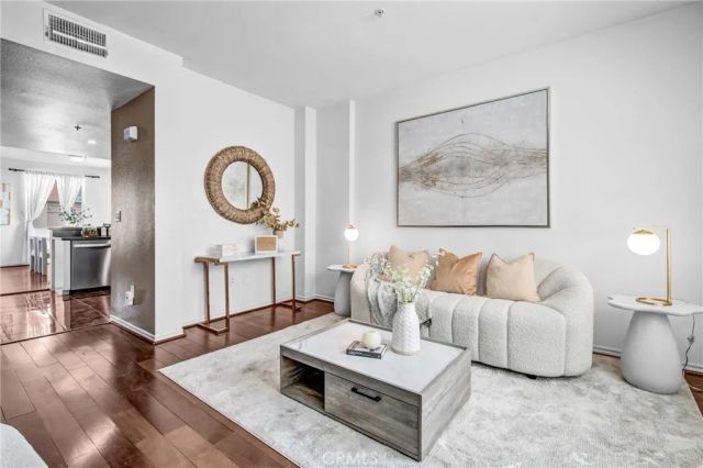 88 E Bay State 3A, Alhambra, CA 91801