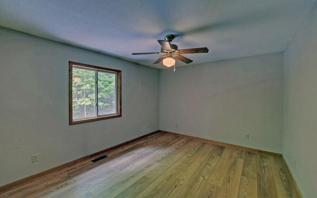 1720 Caney Creek Road, Murphy, NC 28906