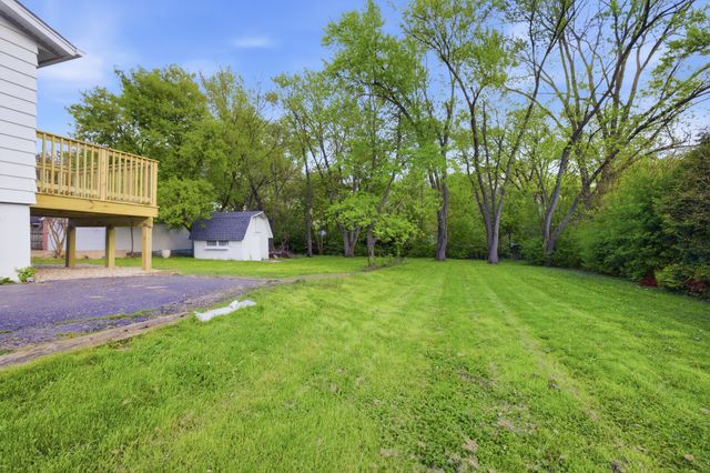 915 Mayfield Drive, Round Lake Beach, IL 60073