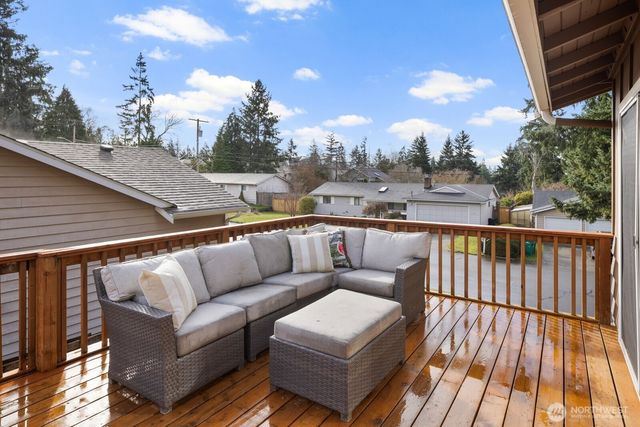 12103 SE 70th Street, Newcastle, WA 98056