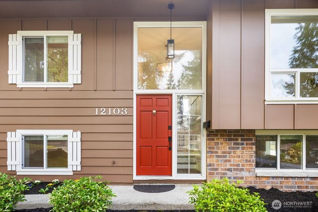 12103 SE 70th Street, Newcastle, WA 98056