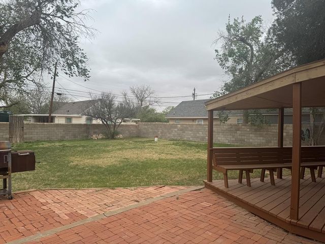 1002 W Louisiana Ave, Midland, TX 79701