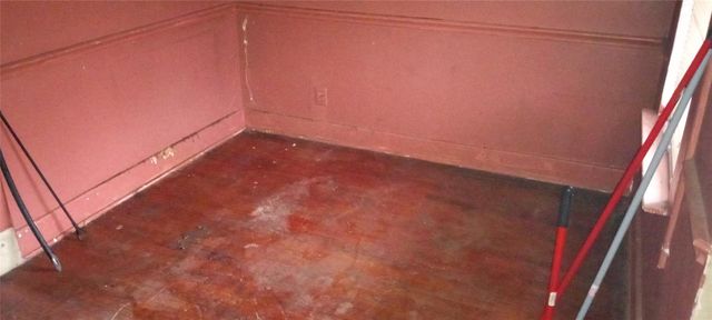 5606 Belarbor Street, Houston, TX 77033