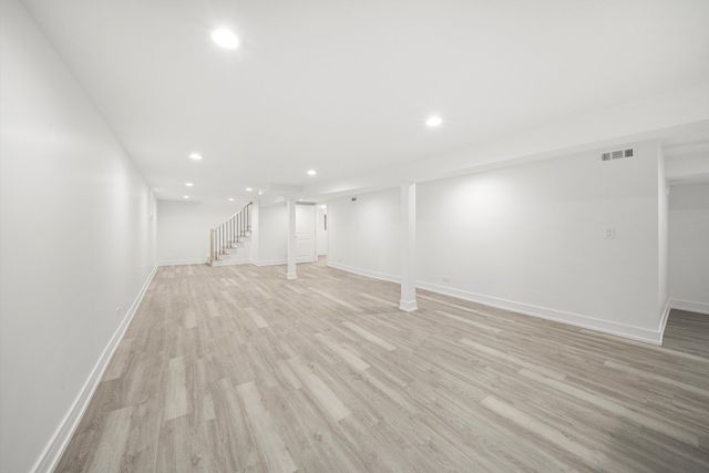 3700 W 76th Place, Chicago, IL 60652